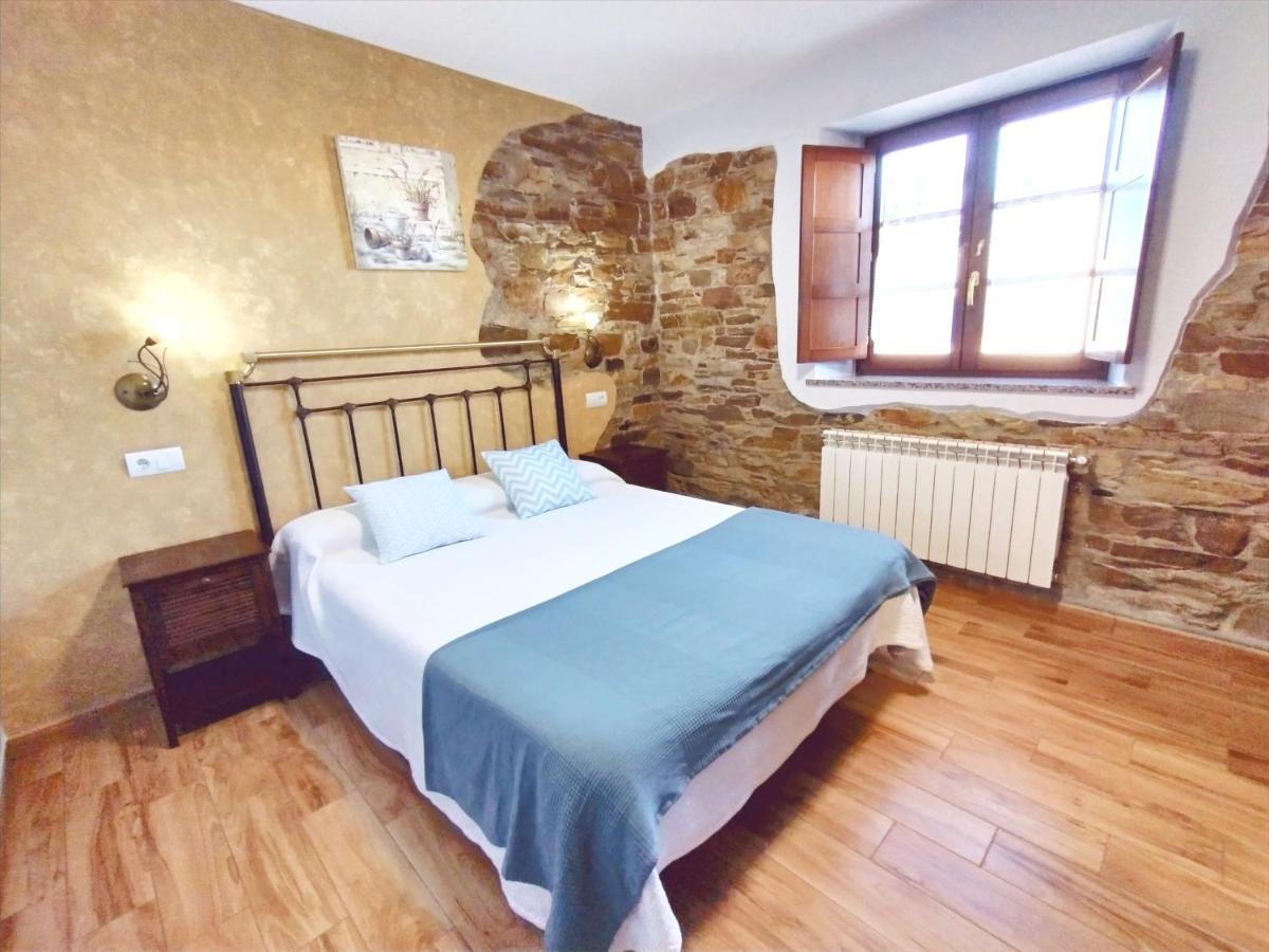 Apartamentos Navalin Тапія-де-Касар'єго Екстер'єр фото