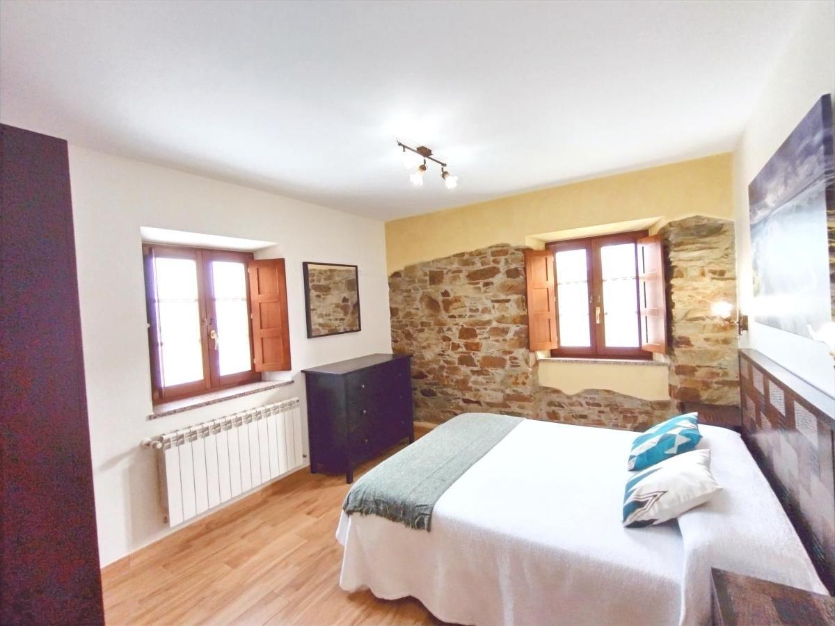 Apartamentos Navalin Тапія-де-Касар'єго Екстер'єр фото