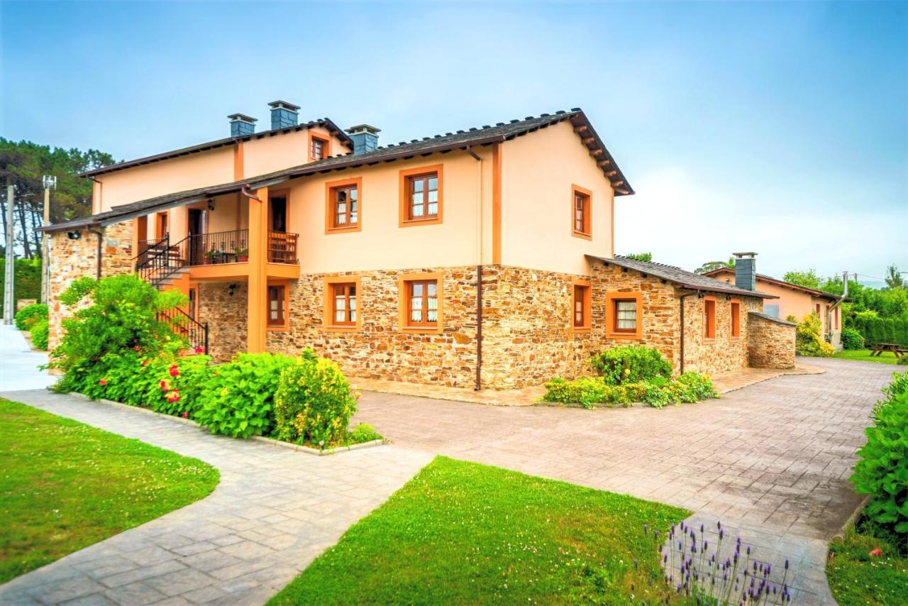 Apartamentos Navalin Тапія-де-Касар'єго Екстер'єр фото