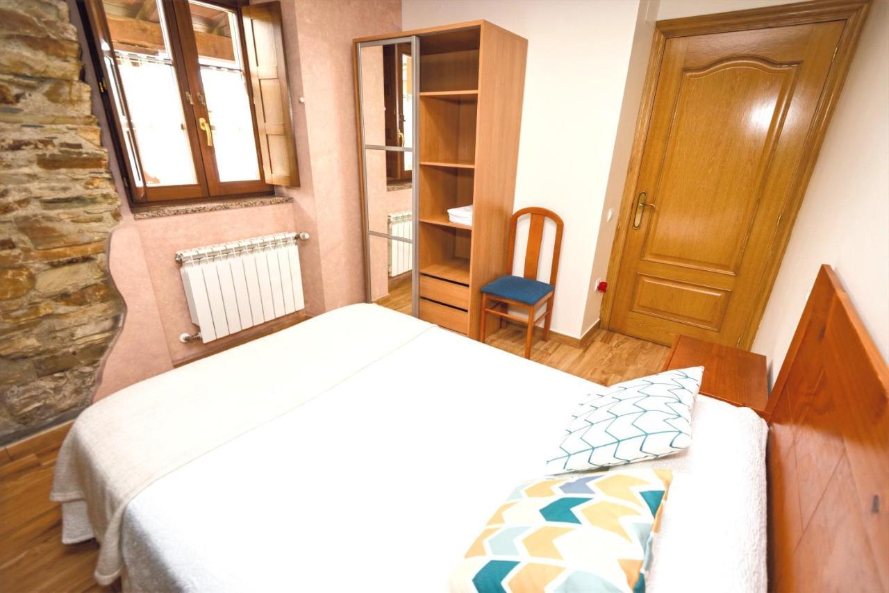 Apartamentos Navalin Тапія-де-Касар'єго Екстер'єр фото