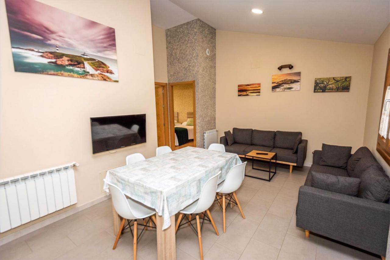 Apartamentos Navalin Тапія-де-Касар'єго Екстер'єр фото