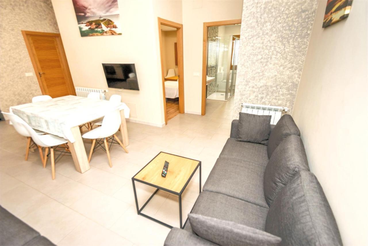 Apartamentos Navalin Тапія-де-Касар'єго Екстер'єр фото
