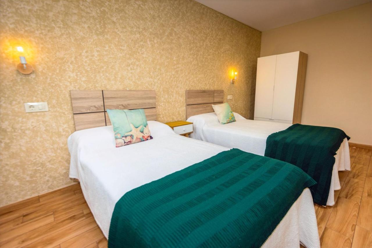 Apartamentos Navalin Тапія-де-Касар'єго Екстер'єр фото
