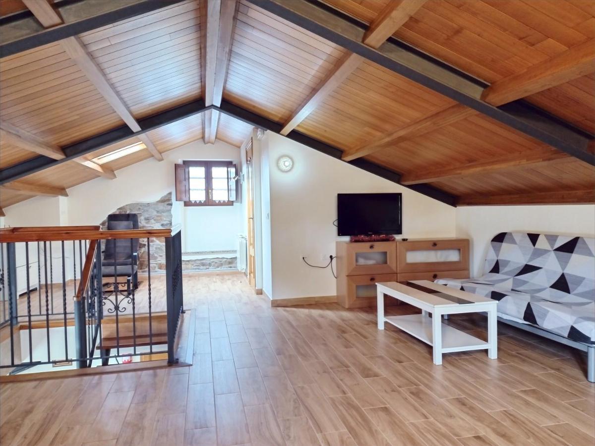 Apartamentos Navalin Тапія-де-Касар'єго Екстер'єр фото