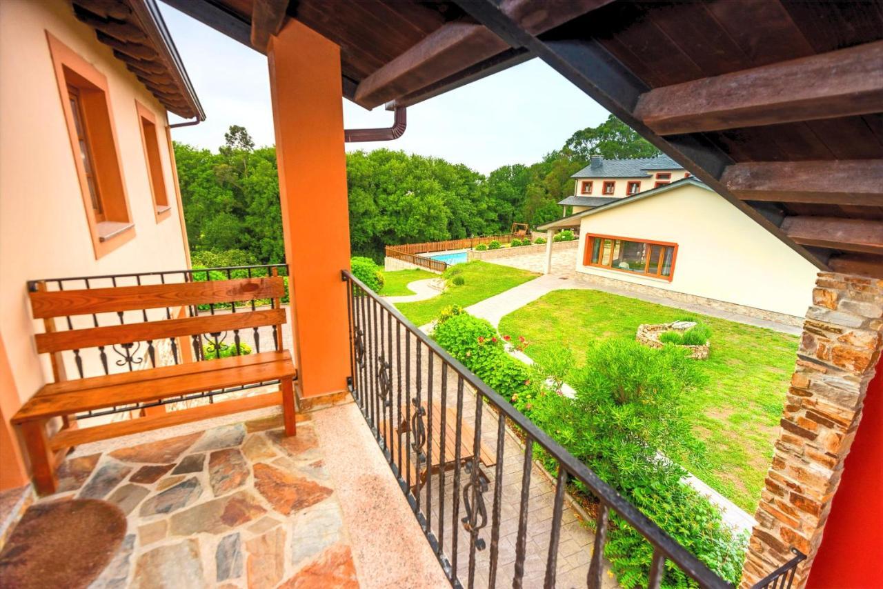 Apartamentos Navalin Тапія-де-Касар'єго Екстер'єр фото